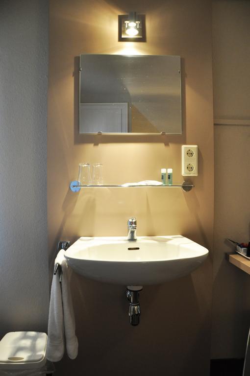 Hotel Het Anker Heythuysen Quarto foto
